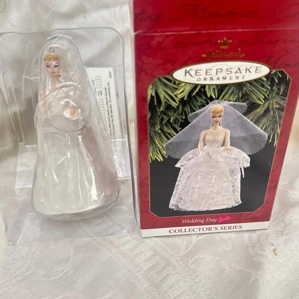 Hallmark Keepsake Barbie Wedding‎ Day Ornament Collectible Series 1997